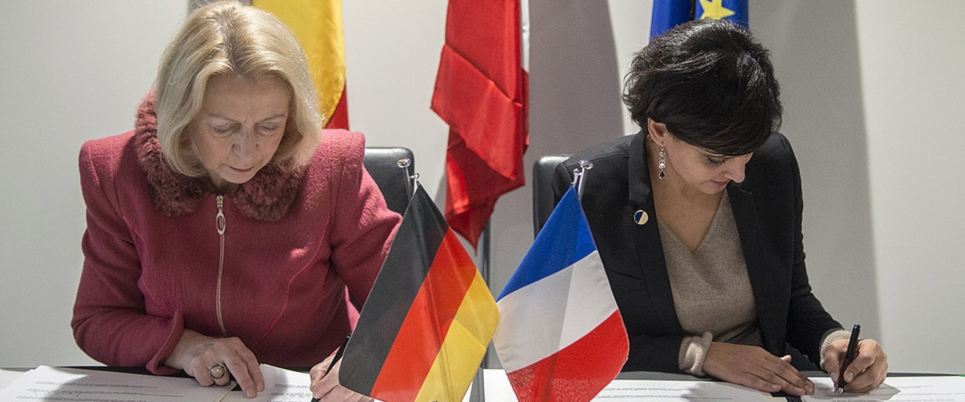 Opportunités d'apprentissage des langues et d'enrichissement scolaire : un aperçu complet